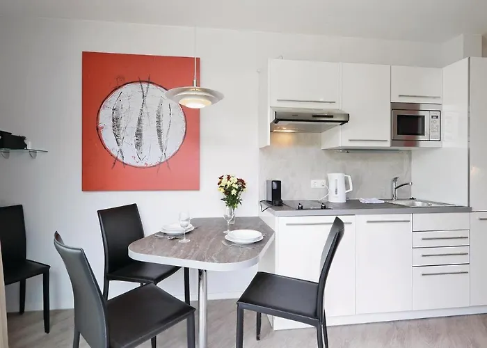 Duenenvilla 11, Whg 2 *